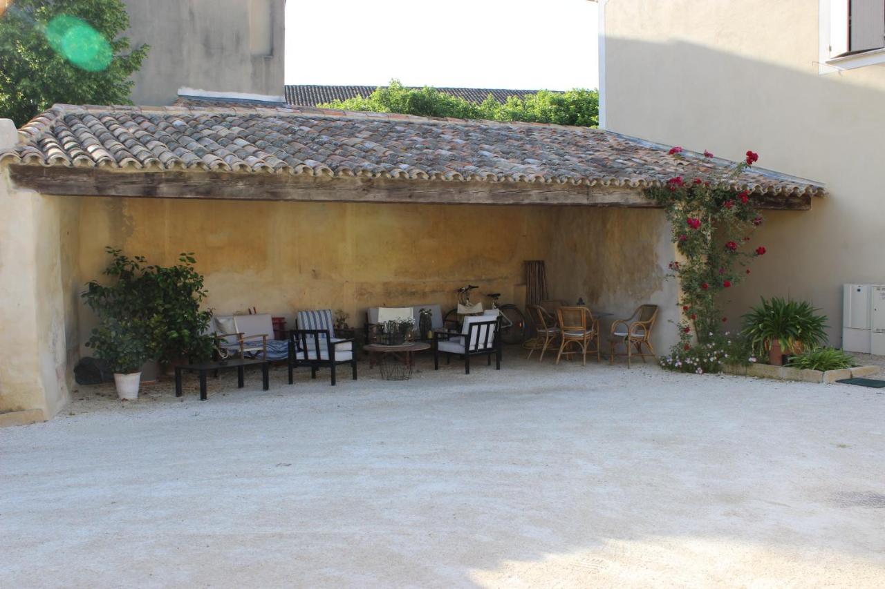 Ferienwohnung Entre Les Sorgues Ardoise LʼIsle-sur-la-Sorgue Exterior foto